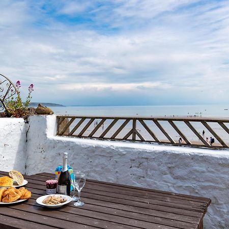 Kilmore - Beach Front House, Direct Beach Access, Spectacular Sea Views サンダースフット エクステリア 写真