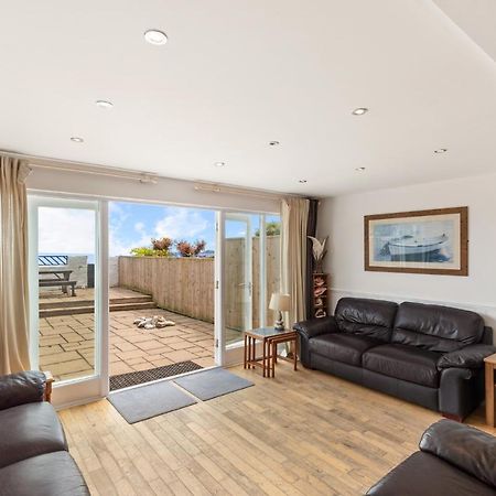 Kilmore - Beach Front House, Direct Beach Access, Spectacular Sea Views サンダースフット エクステリア 写真