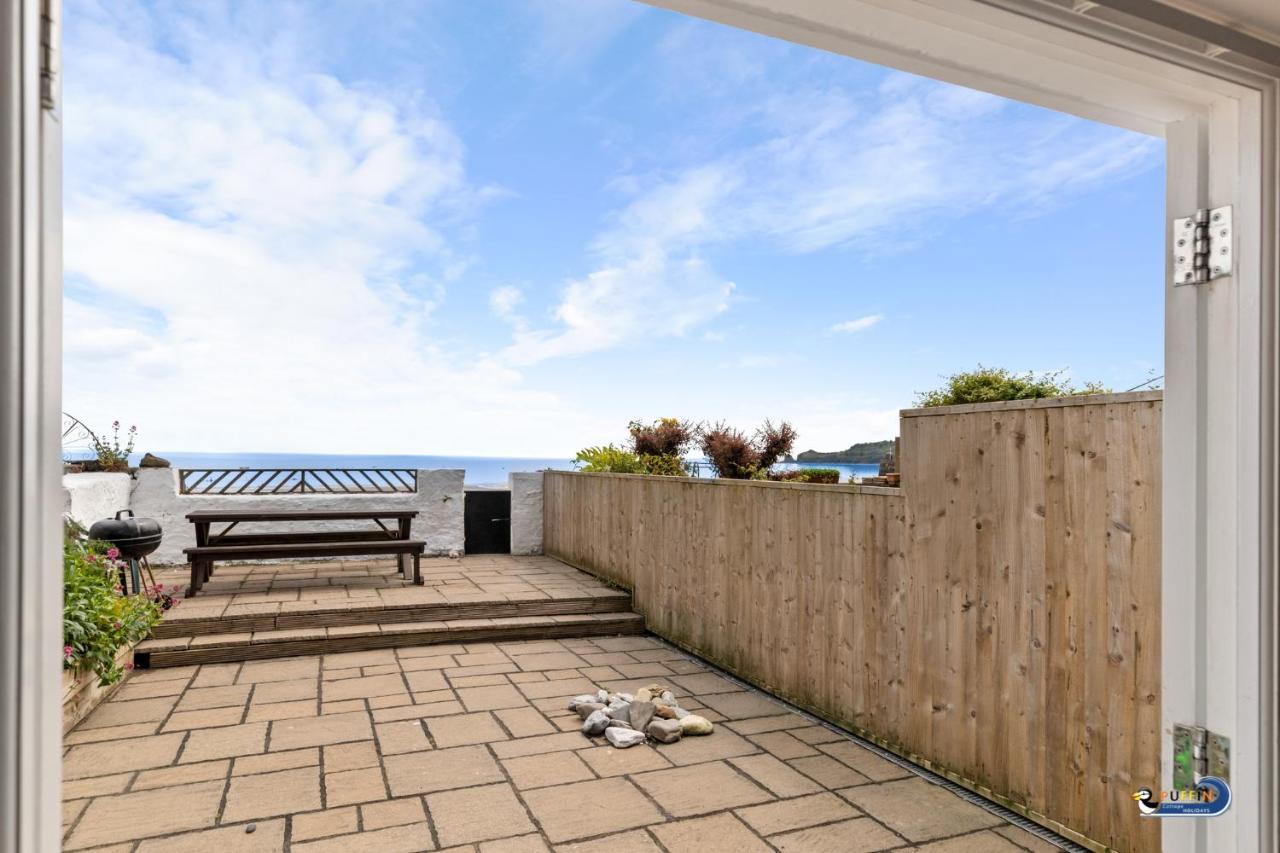 Kilmore - Beach Front House, Direct Beach Access, Spectacular Sea Views サンダースフット エクステリア 写真