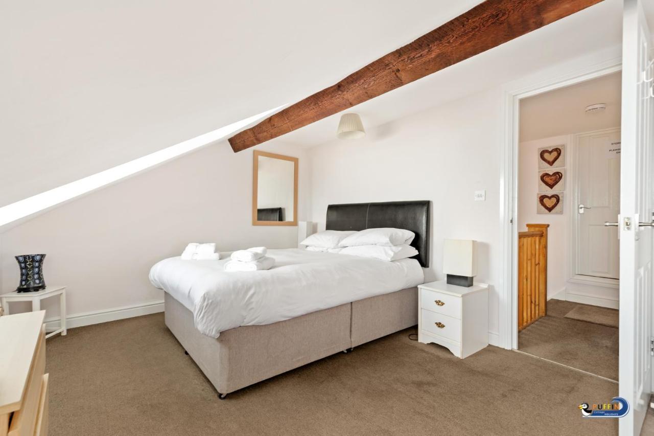 Kilmore - Beach Front House, Direct Beach Access, Spectacular Sea Views サンダースフット エクステリア 写真