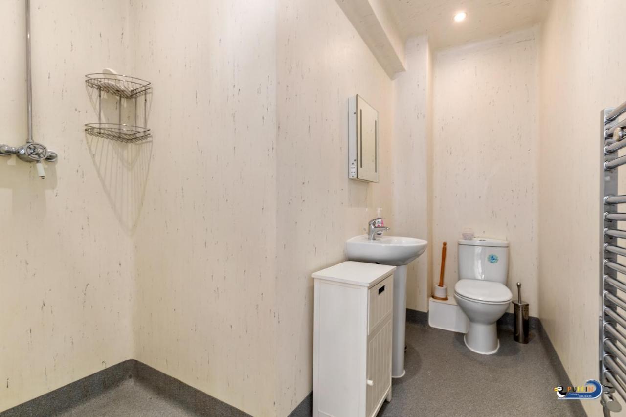 Kilmore - Beach Front House, Direct Beach Access, Spectacular Sea Views サンダースフット エクステリア 写真